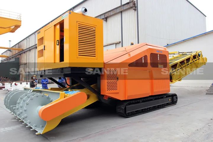 顛覆傳統(tǒng)裝車方式，山美履帶式取料機(jī)助您實(shí)現(xiàn)降本增效、節(jié)能減排！