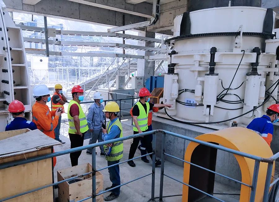 SMS系列多缸液壓圓錐破碎機(jī)，精品骨料生產(chǎn)線的理想選擇