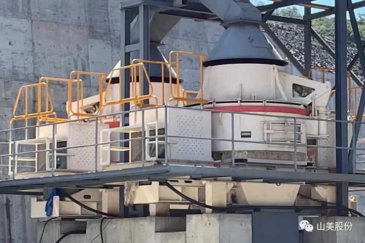 砂石協(xié)會(huì)報(bào)道！上海山美大進(jìn)料、大產(chǎn)量立式?jīng)_擊破碎機(jī)（制砂機(jī)）成功用于東方希望骨料生產(chǎn)線升級(jí)改造項(xiàng)目！